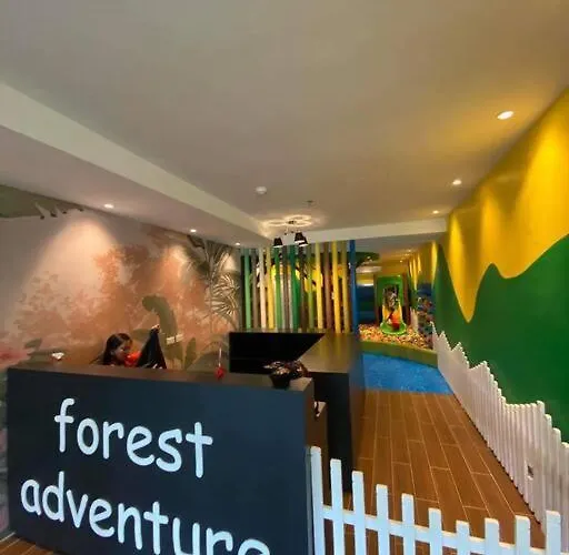 Compact Near Ayala W Wifi Balcony * Cebu