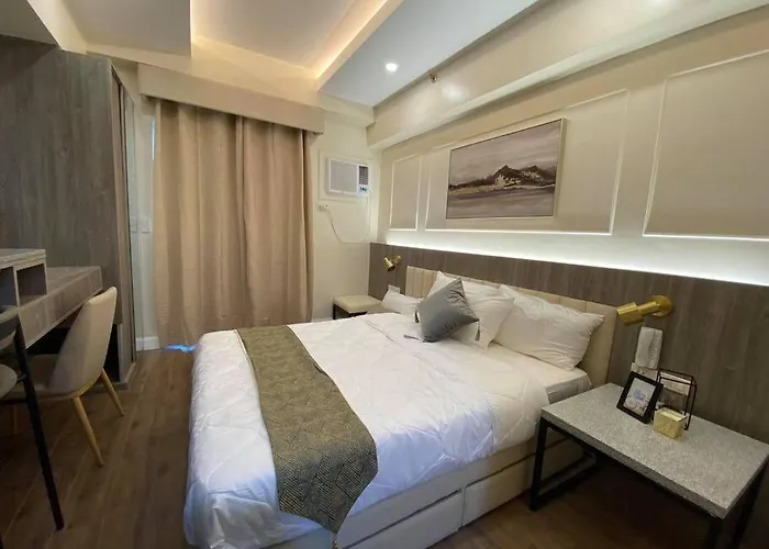Compact Near Ayala W Wifi Balcony Cebu
